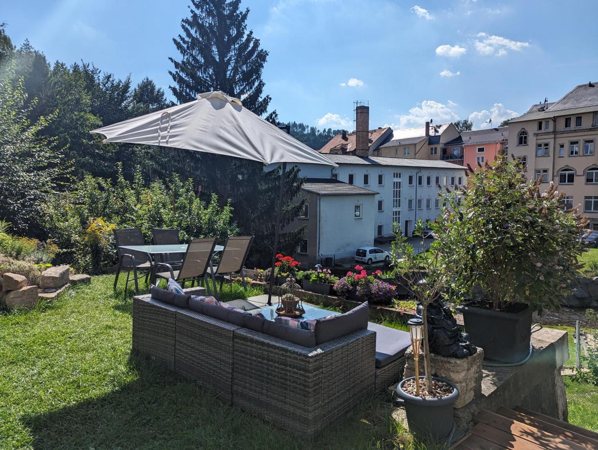 Hw4B - Urlaubsmagie - Zentral Mit Gemeinschaftsgarten, -Pool, -Sauna & Whirlpool Sebnitz Eksteriør bilde